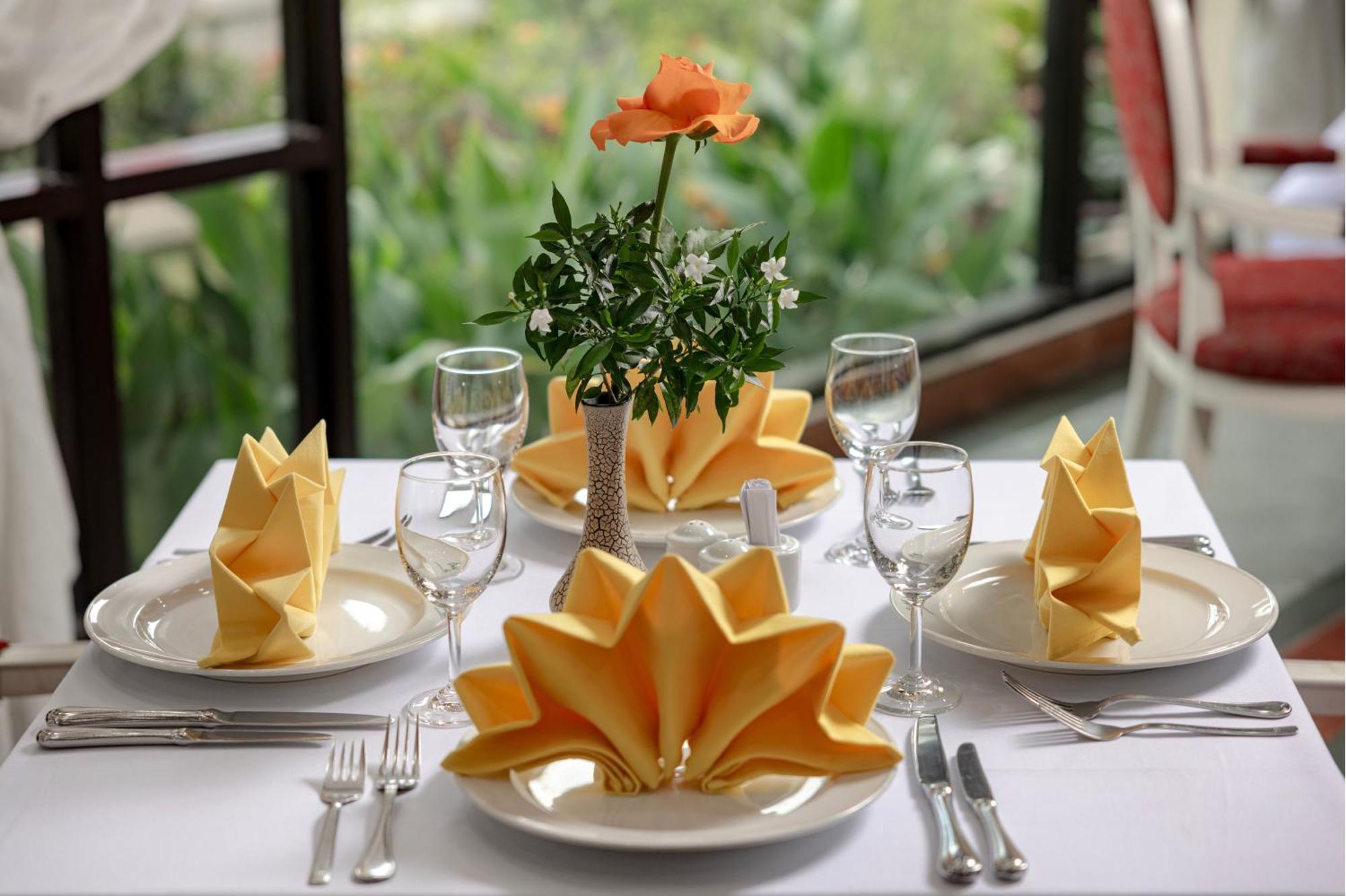 Oriental Palace Apartments Hanoi Exterior photo
