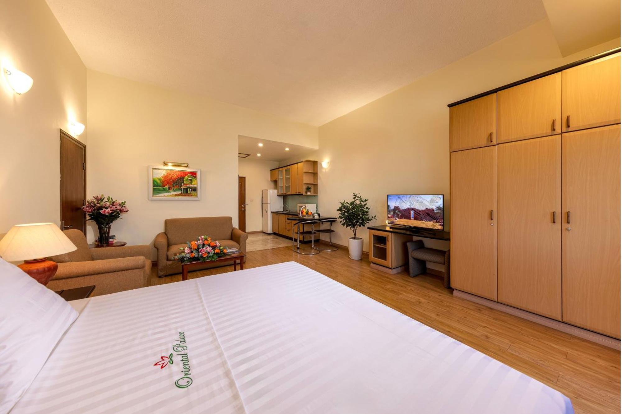 Oriental Palace Apartments Hanoi Exterior photo