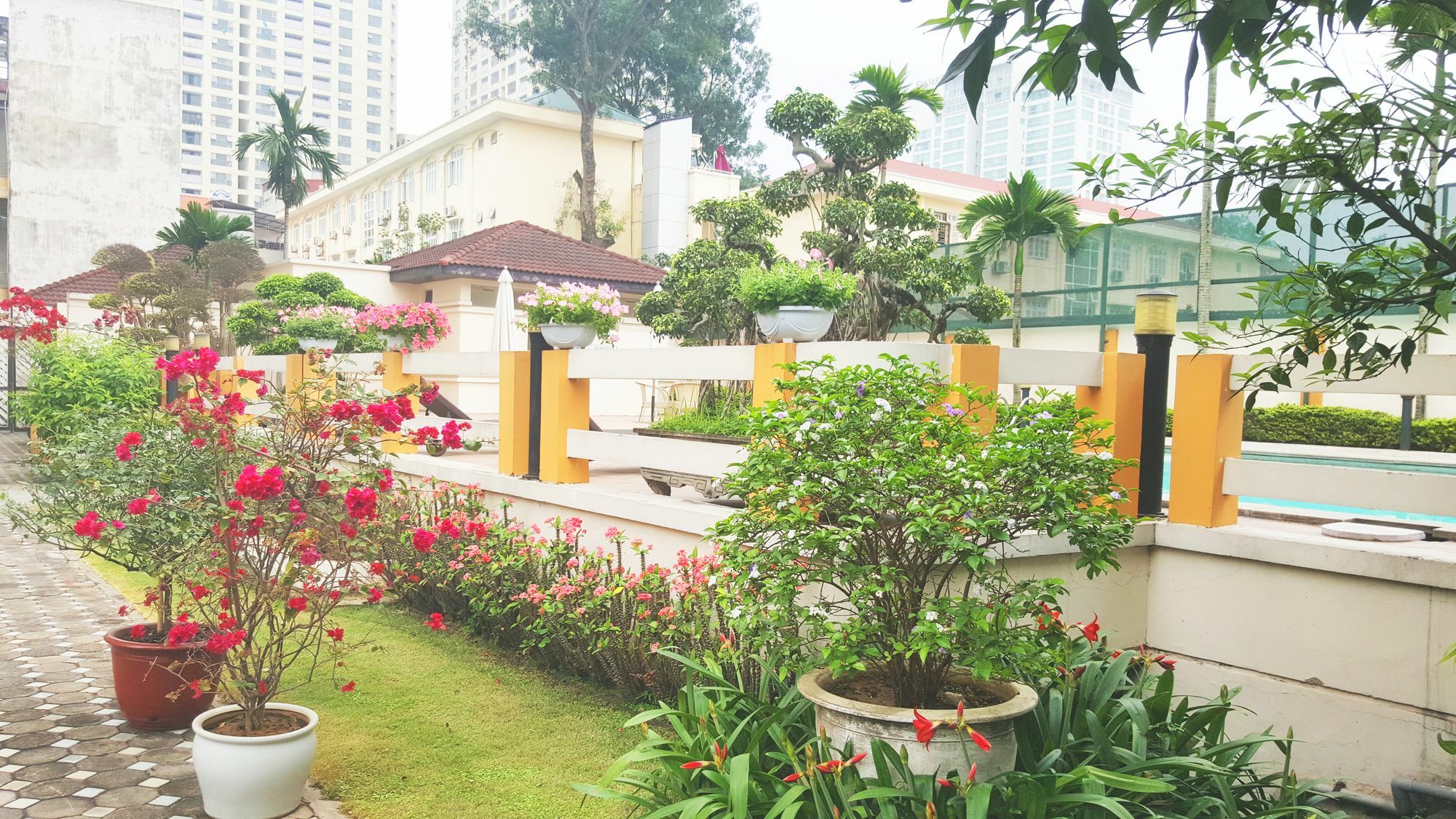 Oriental Palace Apartments Hanoi Exterior photo